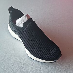 Ryka Black Athletic Shoes size 11 new without a box